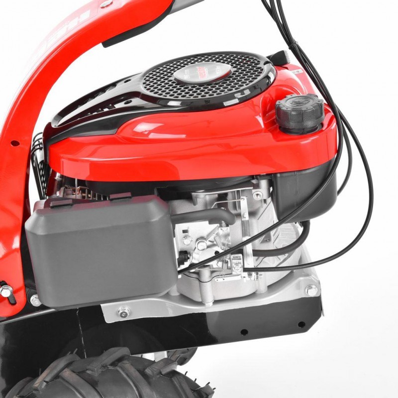 Lištová kosačka s pojazdom - HECHT 587