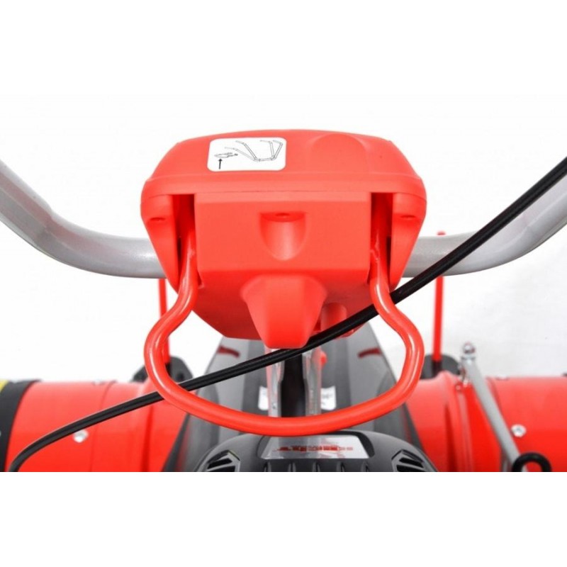 Motorová rotačná kefa - HECHT 8101