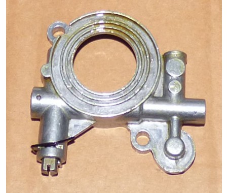 OLEJOVÉ ČERPADLO HUSQVARNA 365