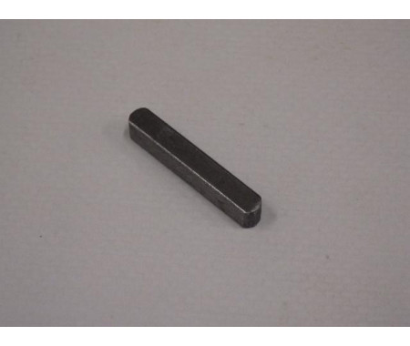 Klínek unašeče 4,7x5x30 mm