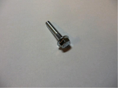 Šroub  M6x32 mm