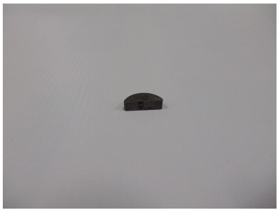Klínek půlkulatý 18x7,5x5 mm