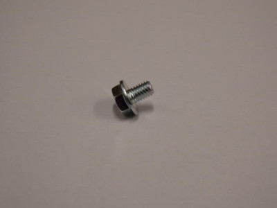 Šroub M6x8mm