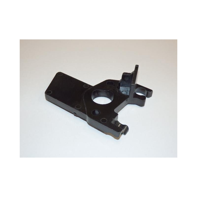 Plate carburetor insulator
