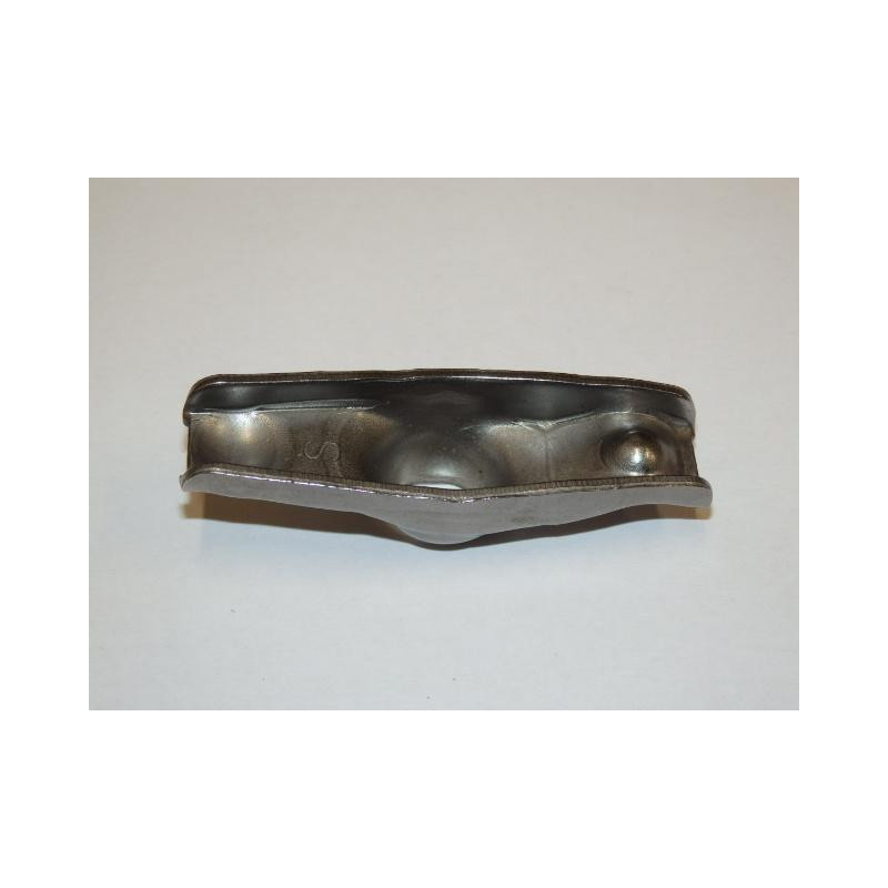 Rocker valve