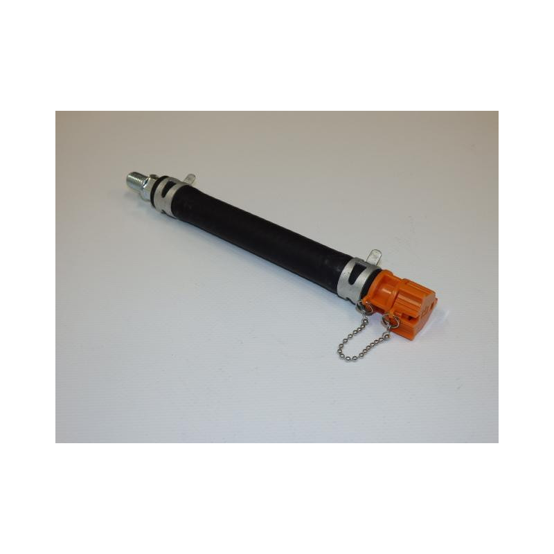 Oil drain pipe